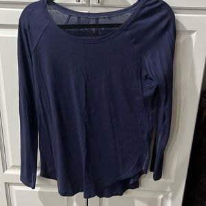 Lululemon navy long sleeve shirt